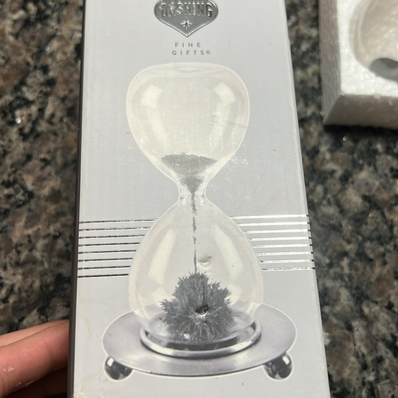 Magnetic Sand timer NIB - Picture 4 of 4